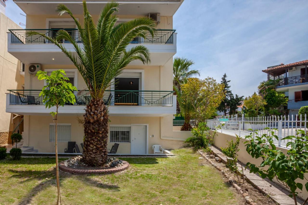Aris Luxury Apartments Pefkochori Extérieur photo