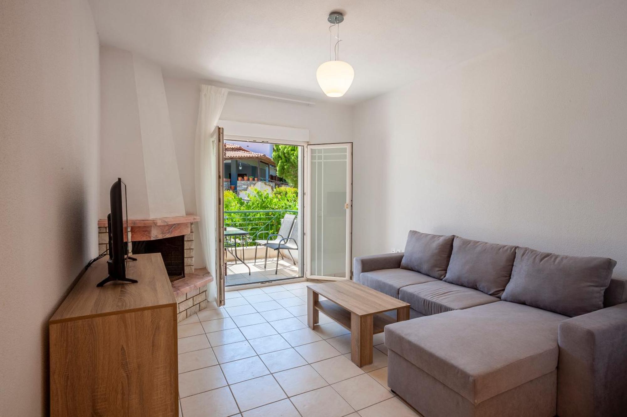 Aris Luxury Apartments Pefkochori Extérieur photo