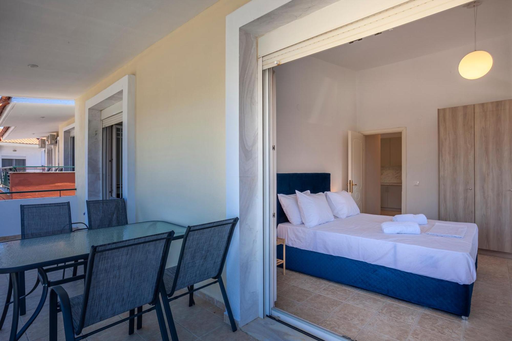 Aris Luxury Apartments Pefkochori Extérieur photo
