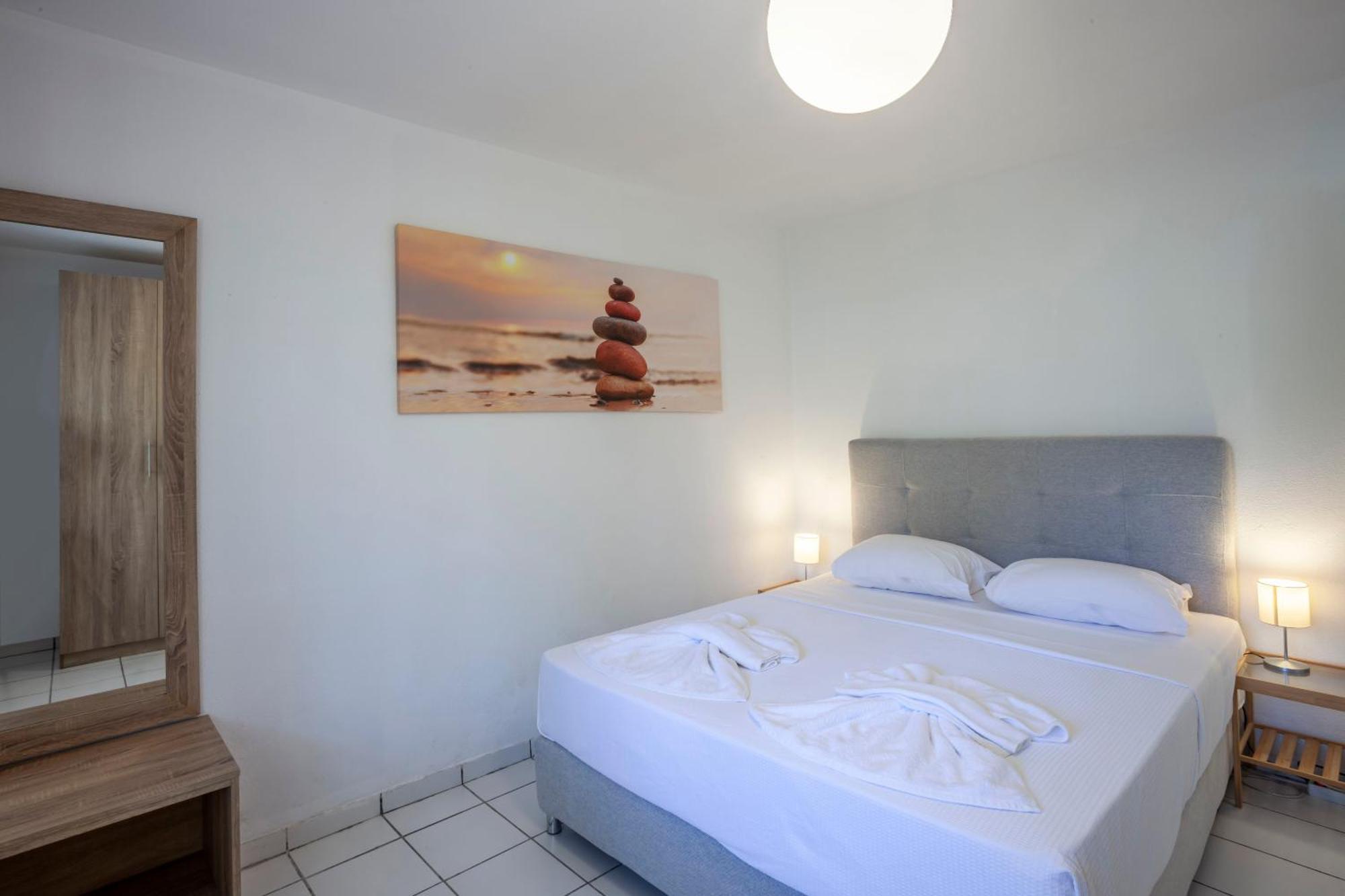 Aris Luxury Apartments Pefkochori Extérieur photo