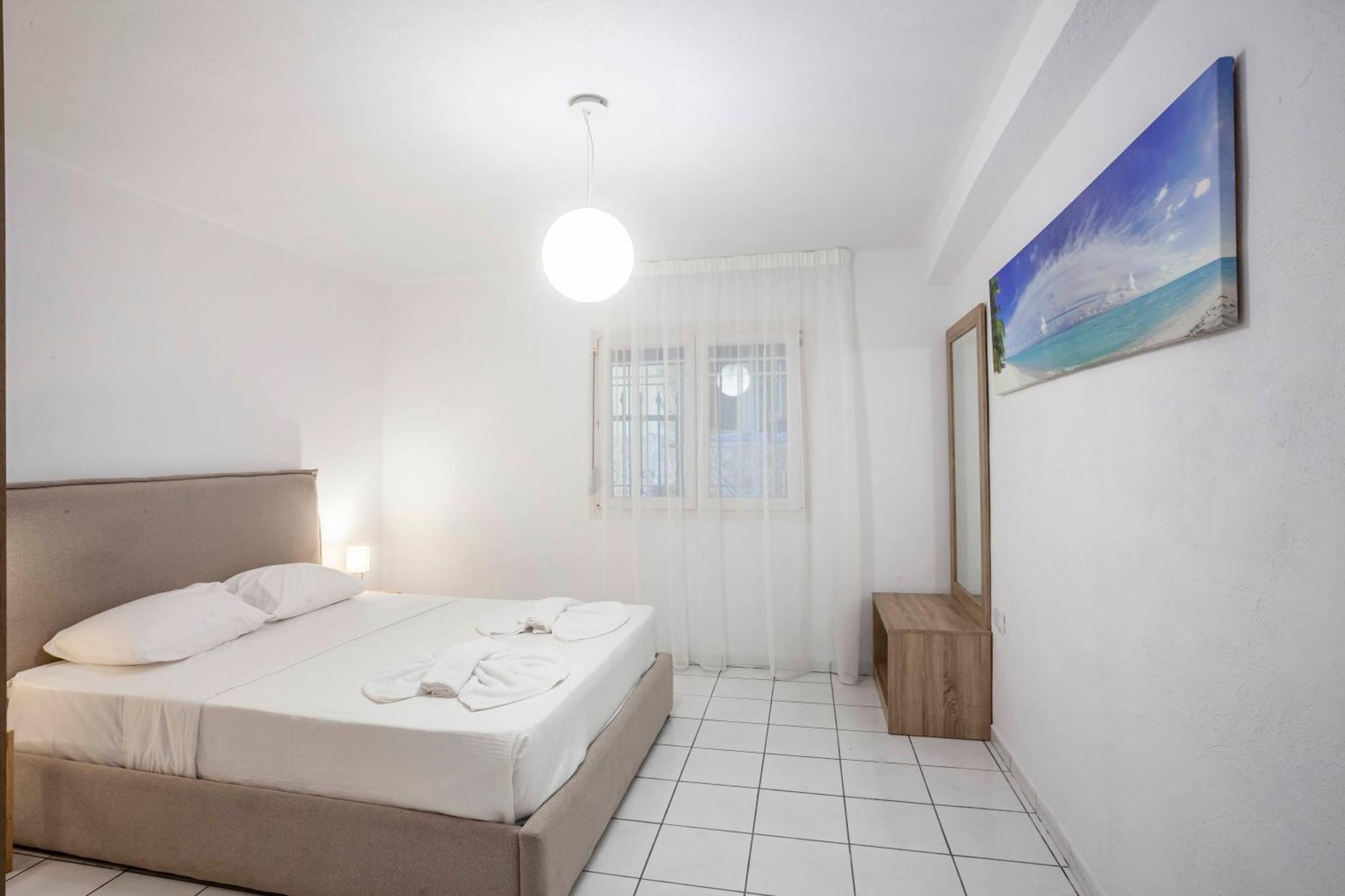 Aris Luxury Apartments Pefkochori Extérieur photo