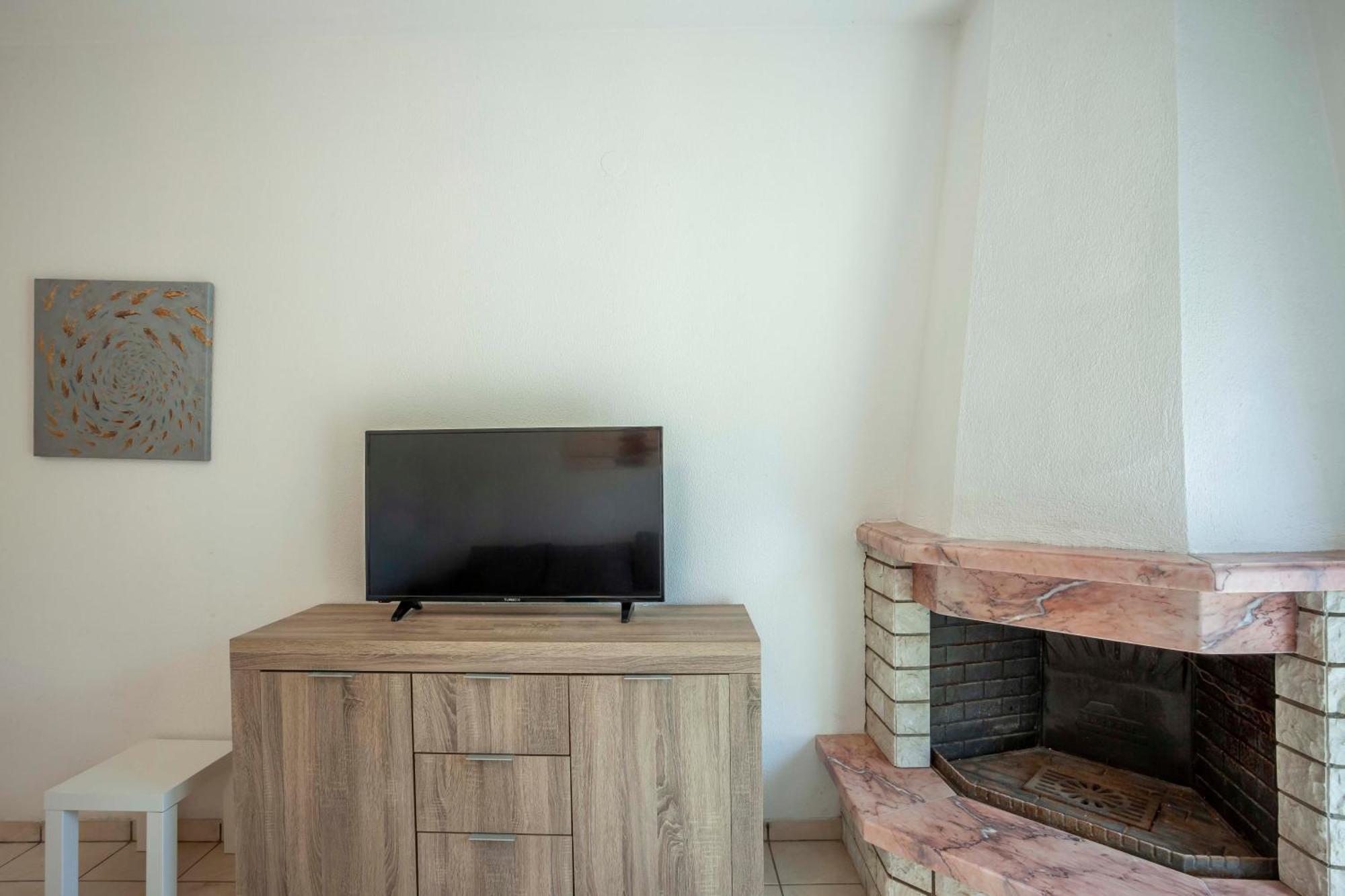 Aris Luxury Apartments Pefkochori Extérieur photo