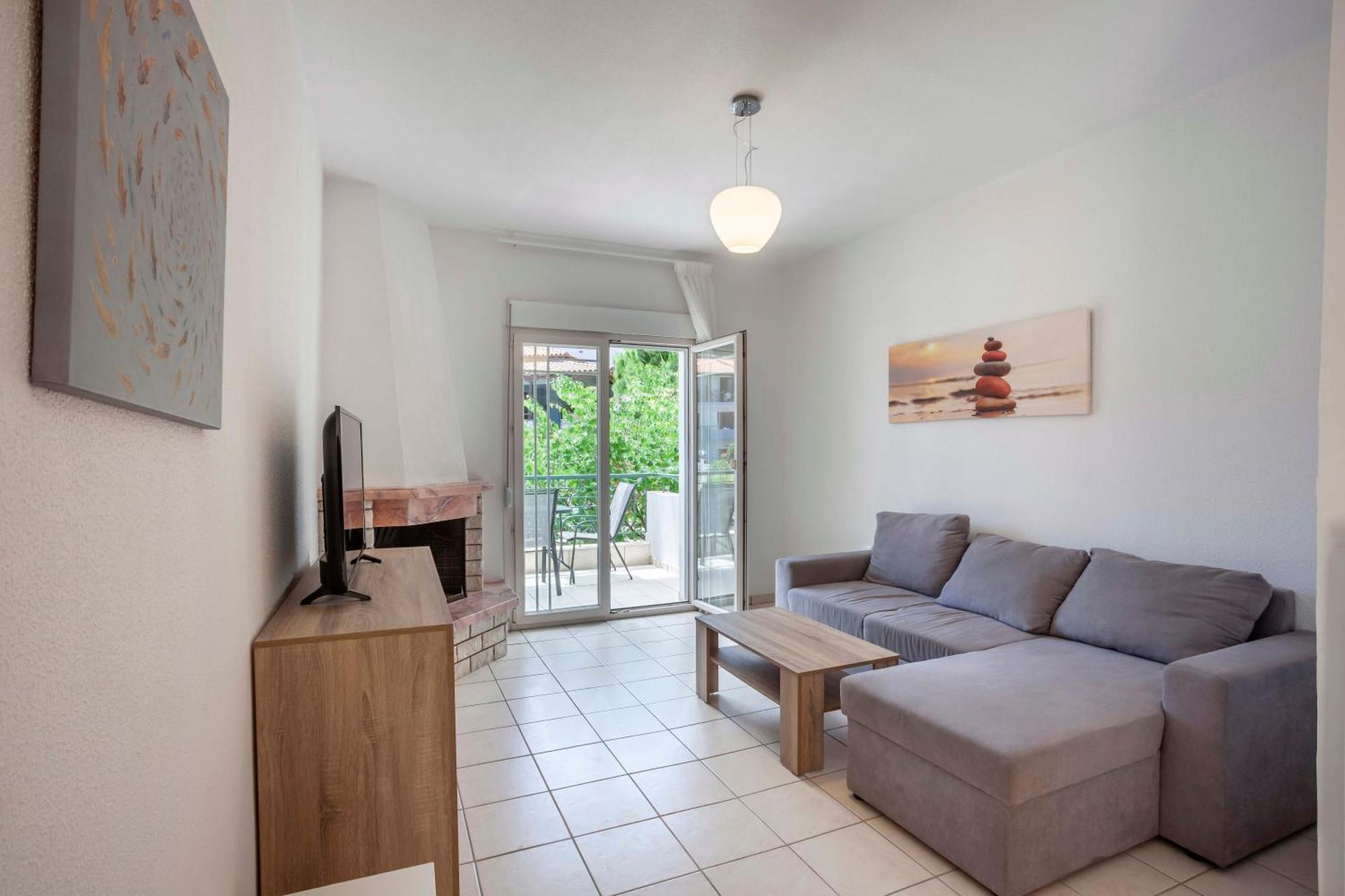 Aris Luxury Apartments Pefkochori Extérieur photo