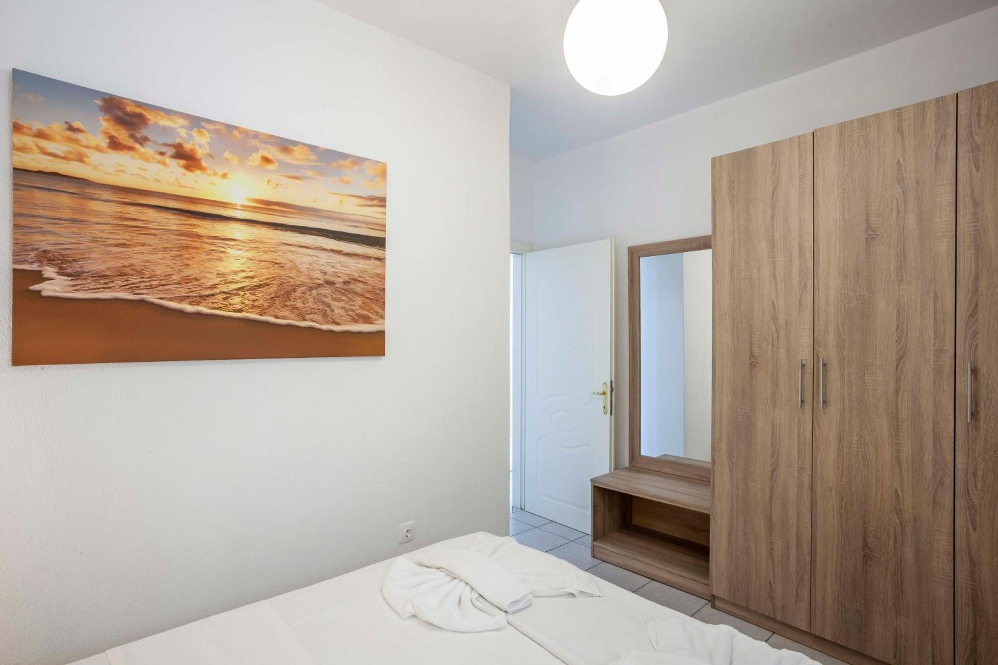 Aris Luxury Apartments Pefkochori Extérieur photo